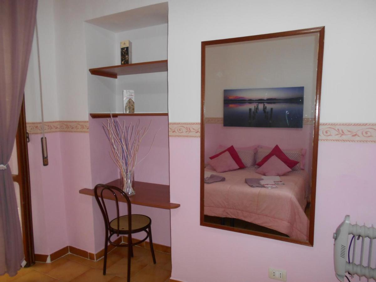 Robby'S House Bed & Breakfast Вико-Экуенсе Экстерьер фото
