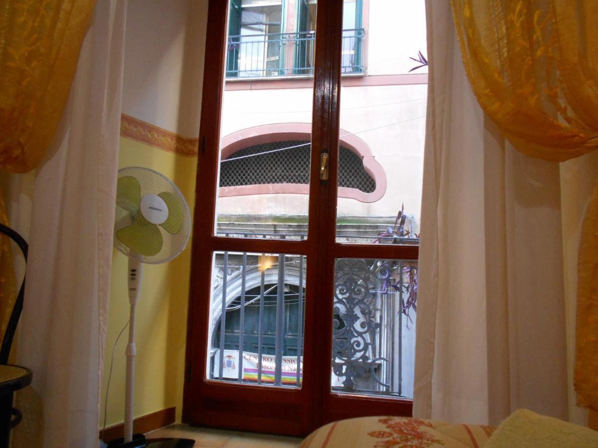 Robby'S House Bed & Breakfast Вико-Экуенсе Экстерьер фото
