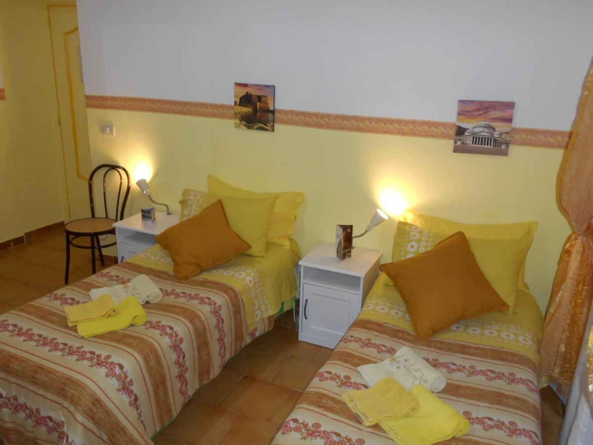 Robby'S House Bed & Breakfast Вико-Экуенсе Экстерьер фото