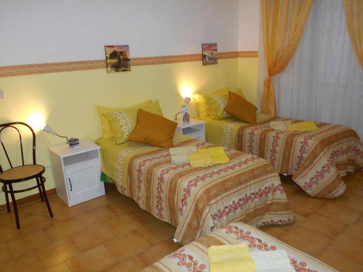 Robby'S House Bed & Breakfast Вико-Экуенсе Экстерьер фото